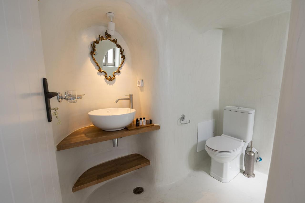 Astrea Suites "Ostria Cave Villa-Outdoor Jacuzzi" Oia  Luaran gambar