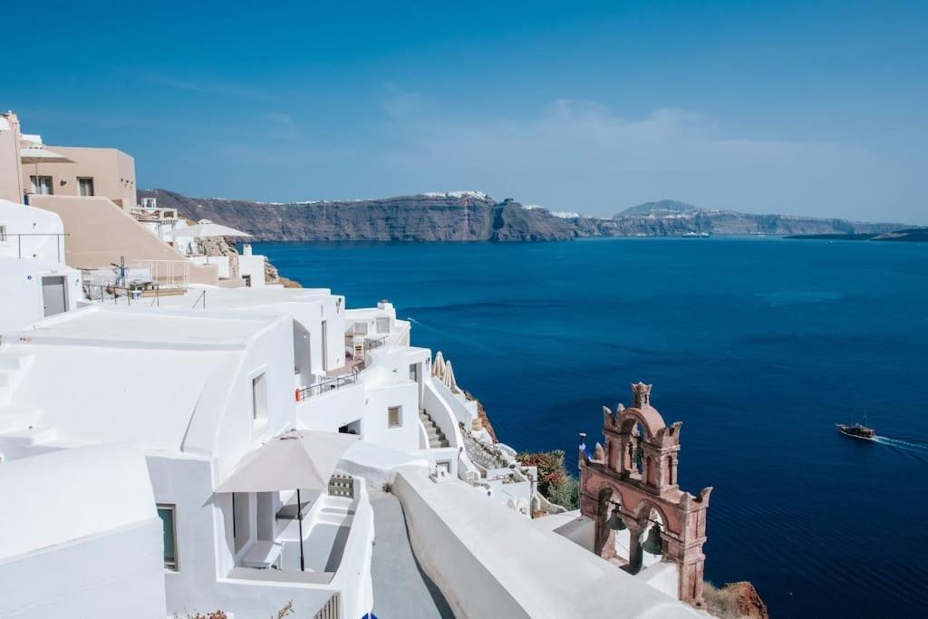 Astrea Suites "Ostria Cave Villa-Outdoor Jacuzzi" Oia  Luaran gambar